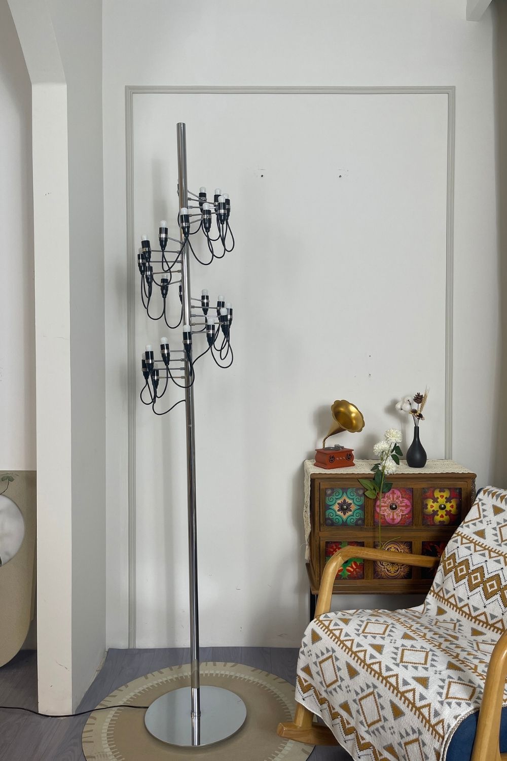 Traditional Mid-century 2097 Floor Lamp - view 3 | everlamps