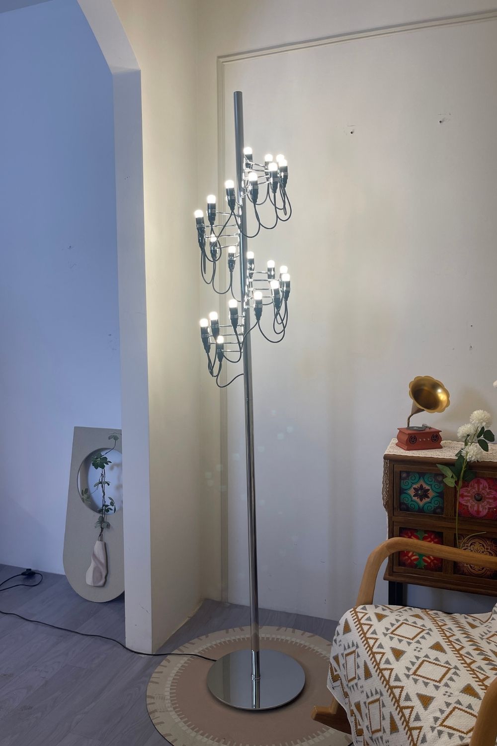 Traditional Mid-century 2097 Floor Lamp - view 10 | everlamps