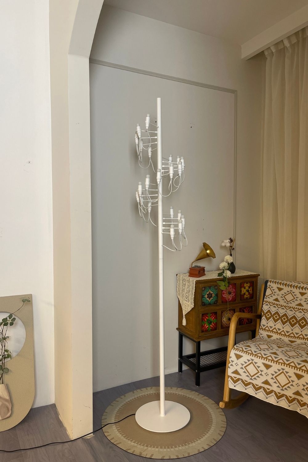 Traditional Mid-century 2097 Floor Lamp - view 2 | everlamps