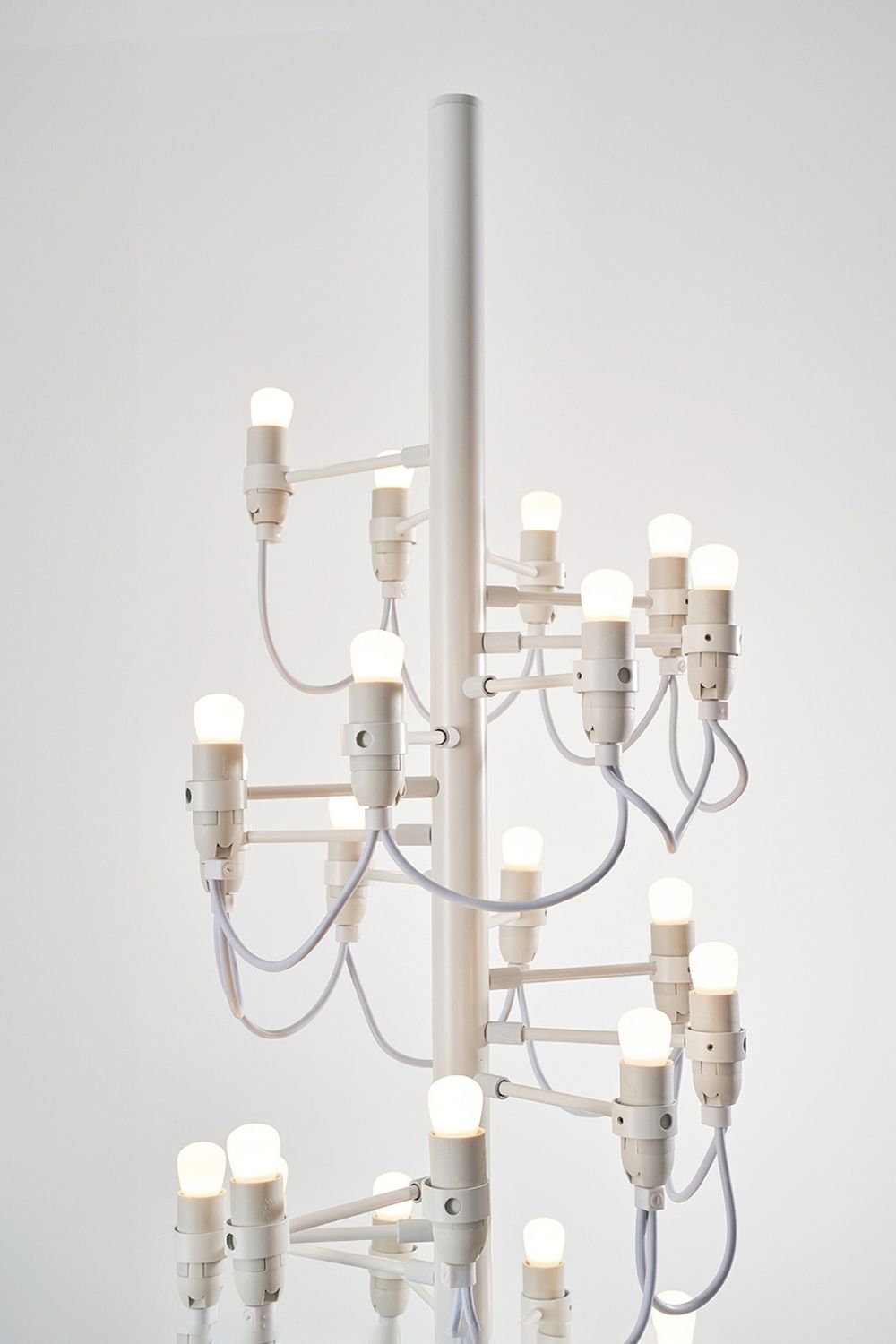 Traditional Mid-century 2097 Floor Lamp - view 29 | everlamps