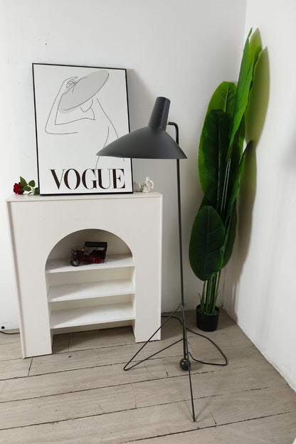 Tripod HM8 Floor lamp - view 9 | everlamps