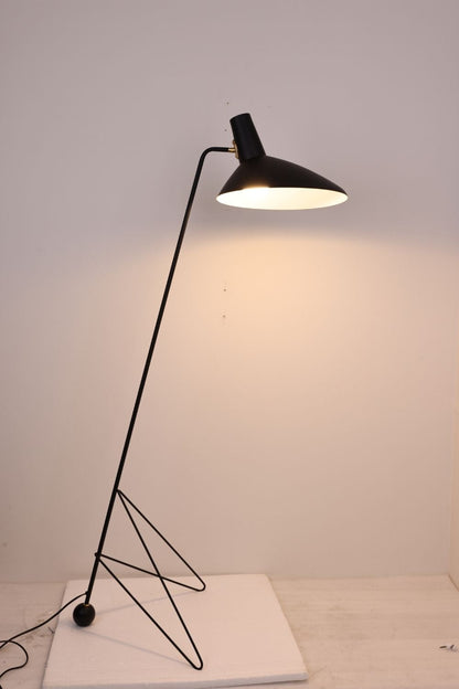 Tripod HM8 Floor lamp - view 14 | everlamps