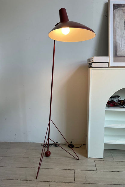 Tripod HM8 Floor lamp - view 2 | everlamps