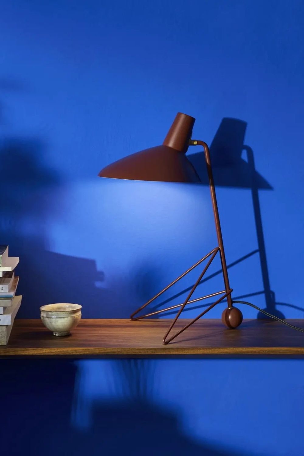 Tripod HM9 Table Lamp - everlamps