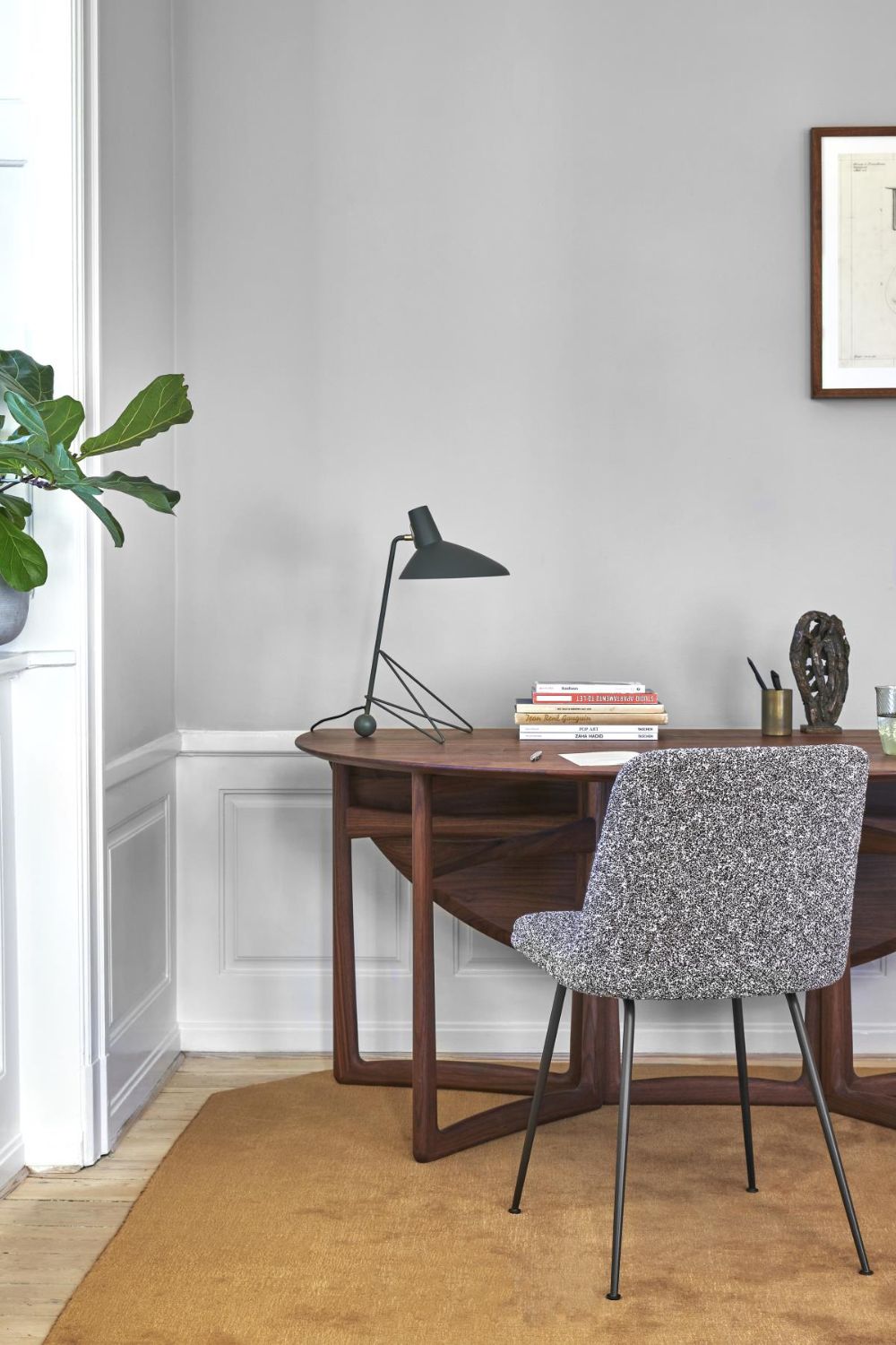 Tripod HM9 Table Lamp - everlamps