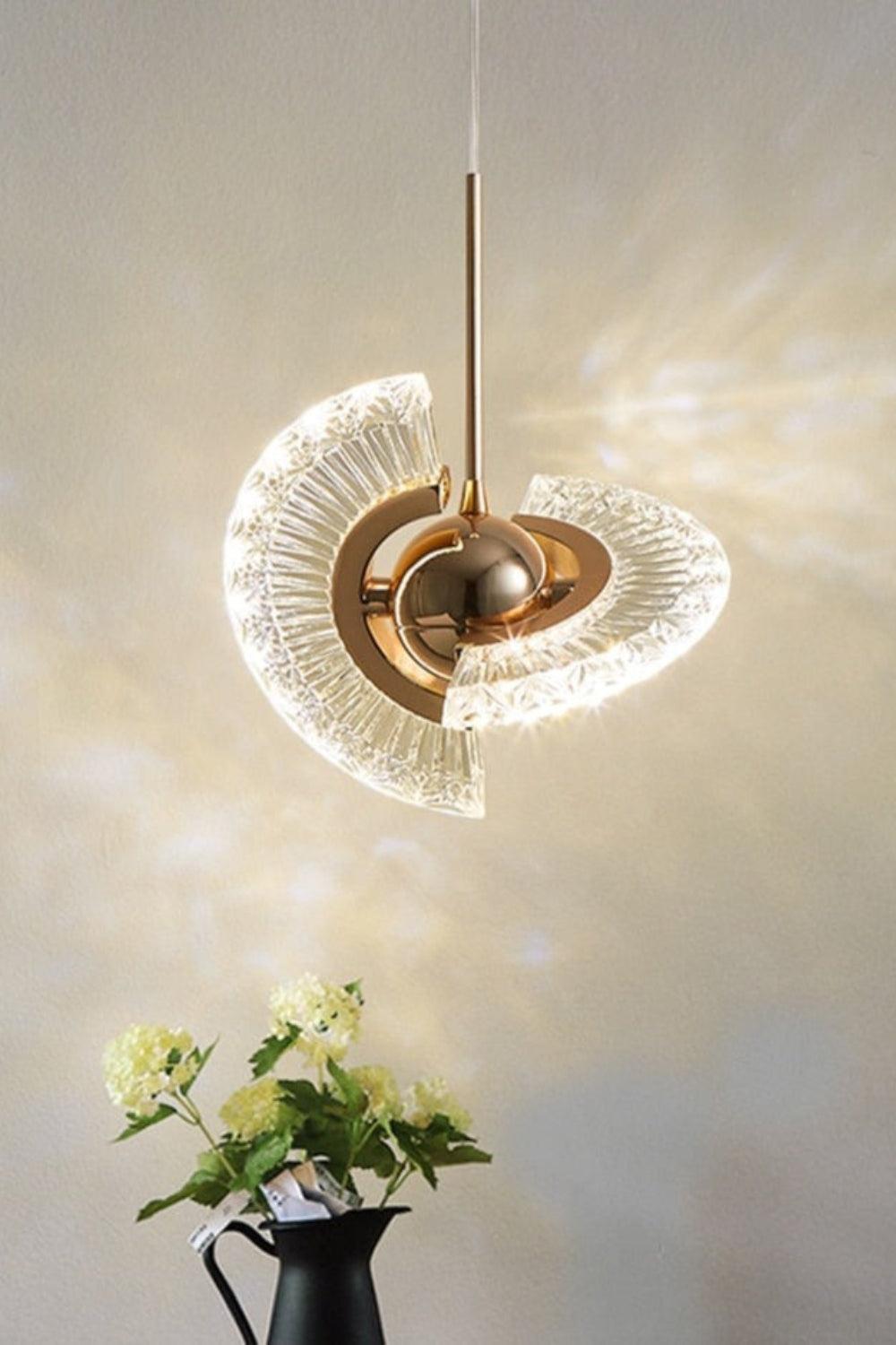 UFO Acrylic Pendant Light - everlamps
