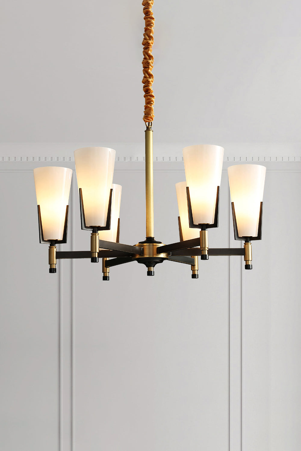 Upton Chandelier - everlamps