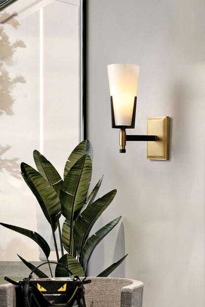 Upton Wall Lamp - everlamps