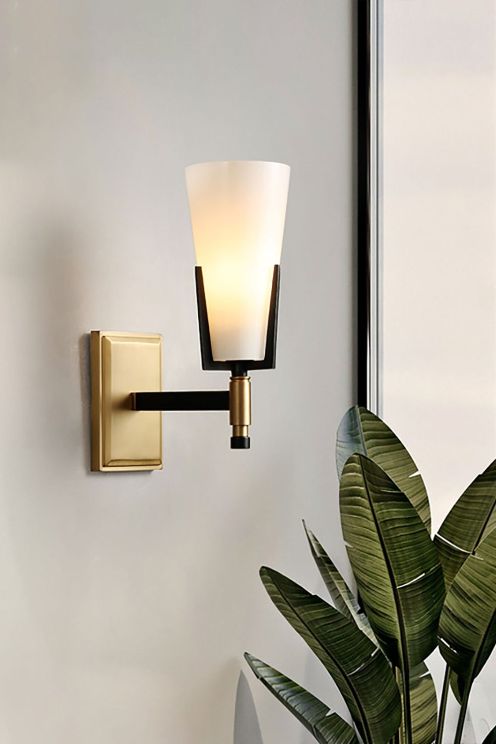 Upton Wall Lamp - everlamps