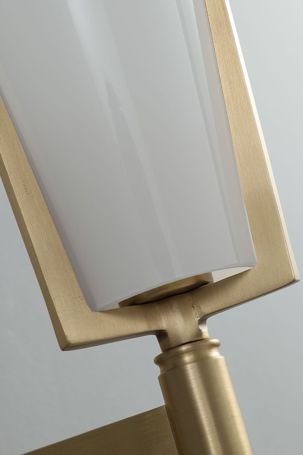 Upton Wall Lamp - everlamps
