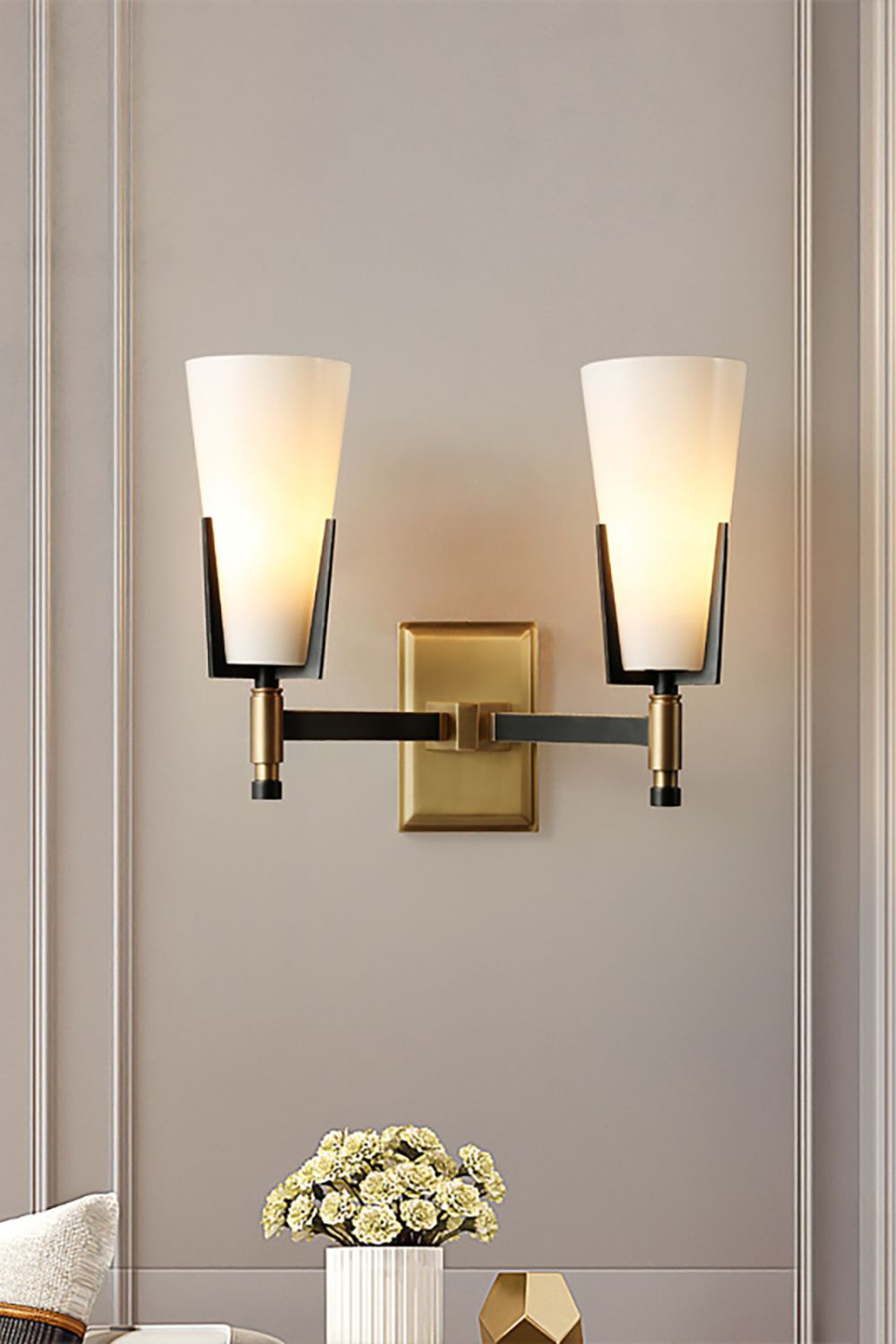 Upton Wall Lamp - everlamps