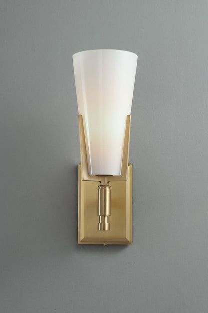 Upton Wall Lamp - everlamps