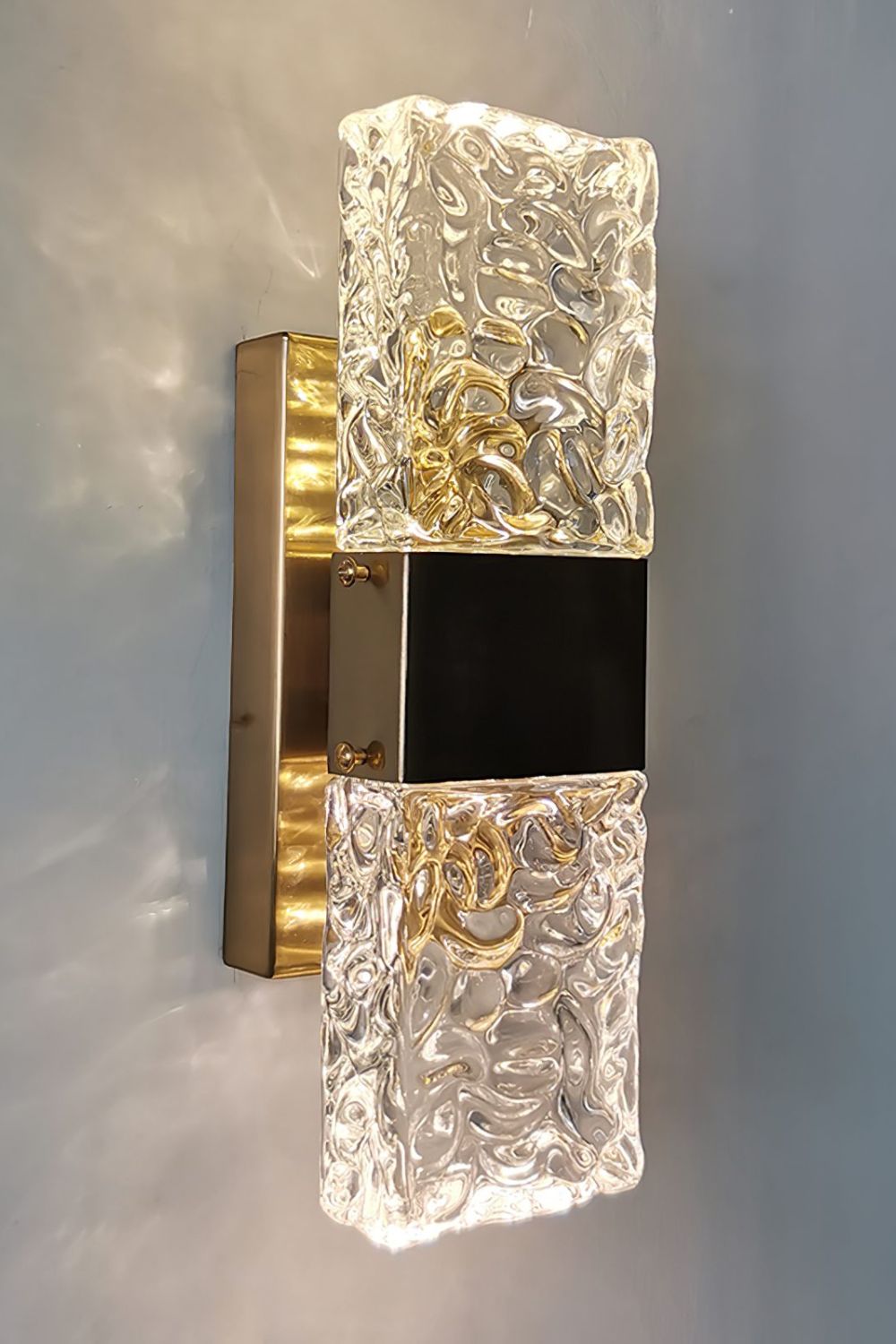 Vega Wall Lamp - everlamps