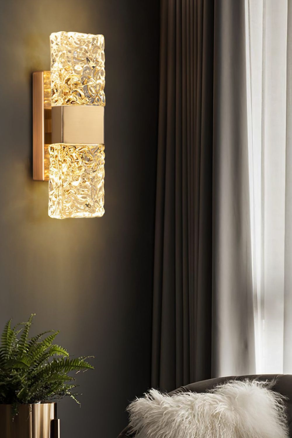 Vega Wall Lamp - everlamps