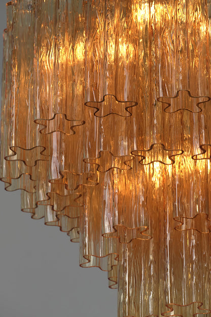 Vellune Cascade Chandelier | detail | Samu  Lamp
