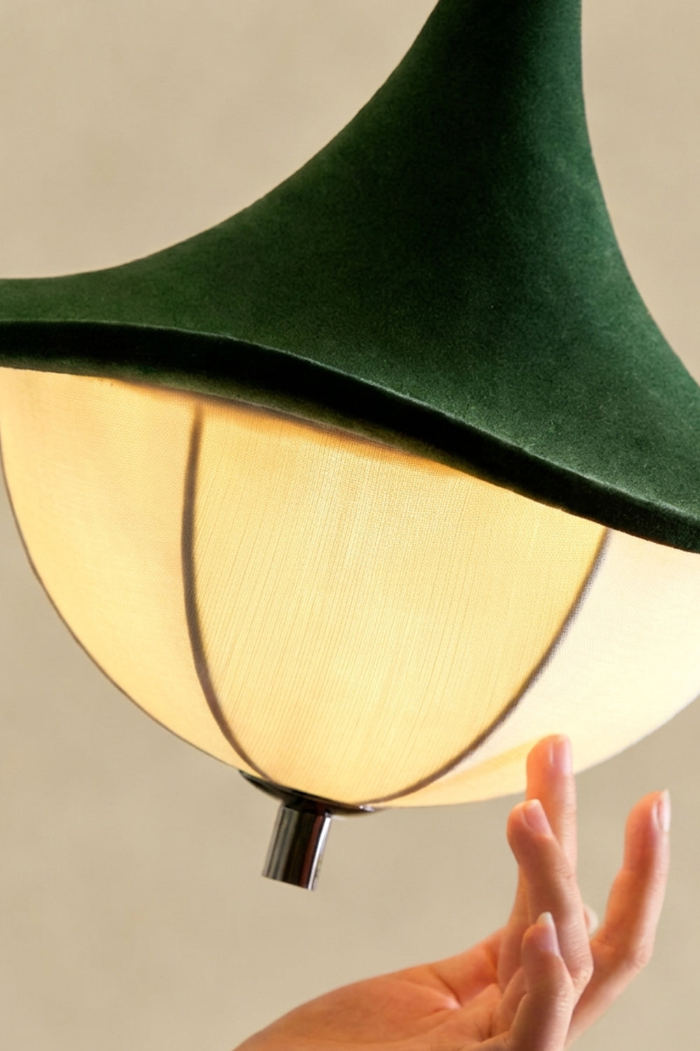 Verdant Felt Pendant  | detail | Samu  Lamp
