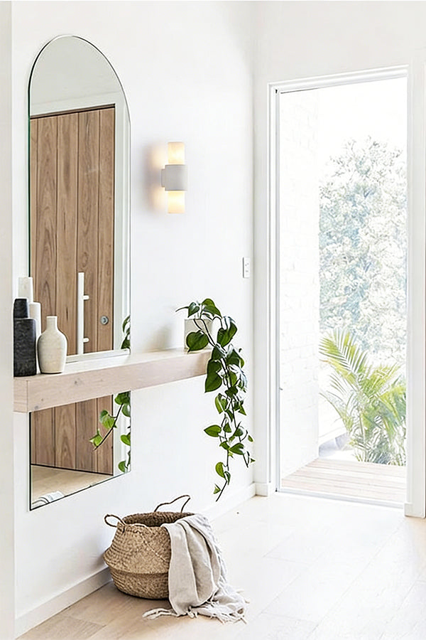 Vertical Alabaster Wall Sconce - view 14 | everlamps