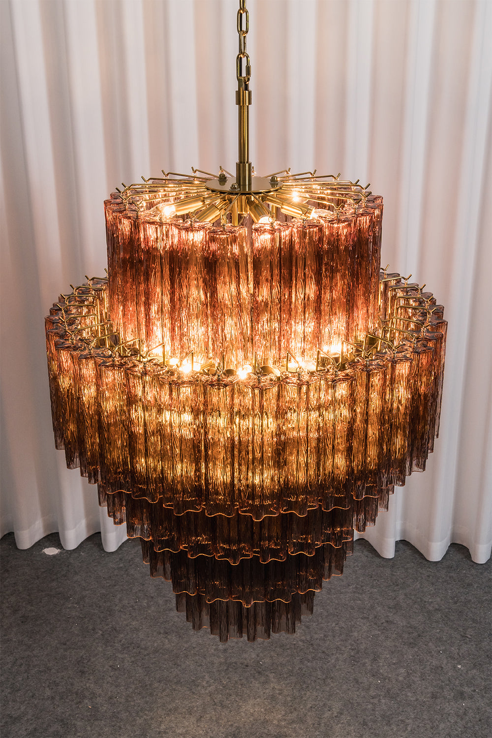 Vespera Glass Tiered Chandelier| detail | Samu  Lamp
