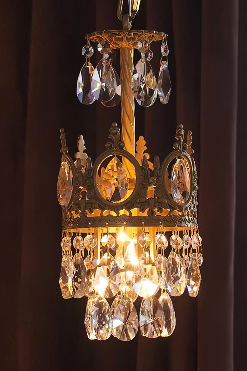 Vintage Crystal Chandeliers - everlamps