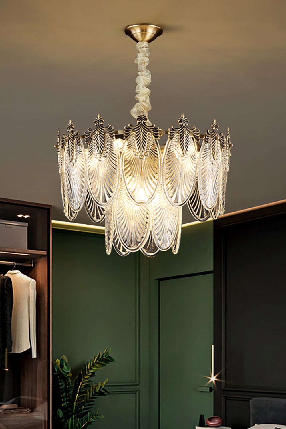 Vintage Crystal Leaf Chandelier - everlamps