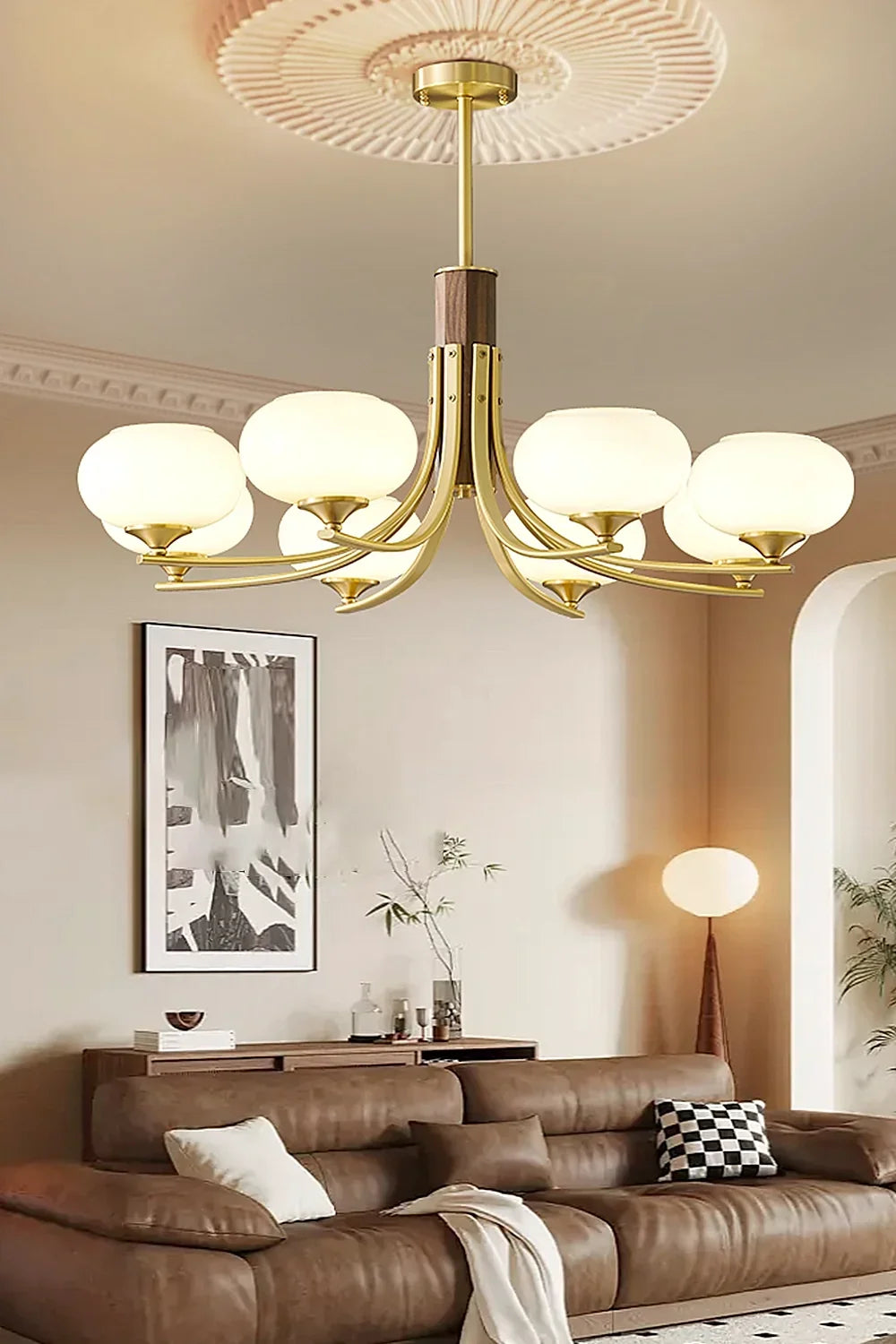Vintage Larenta Rico Chandelier - view 5 | everlamps