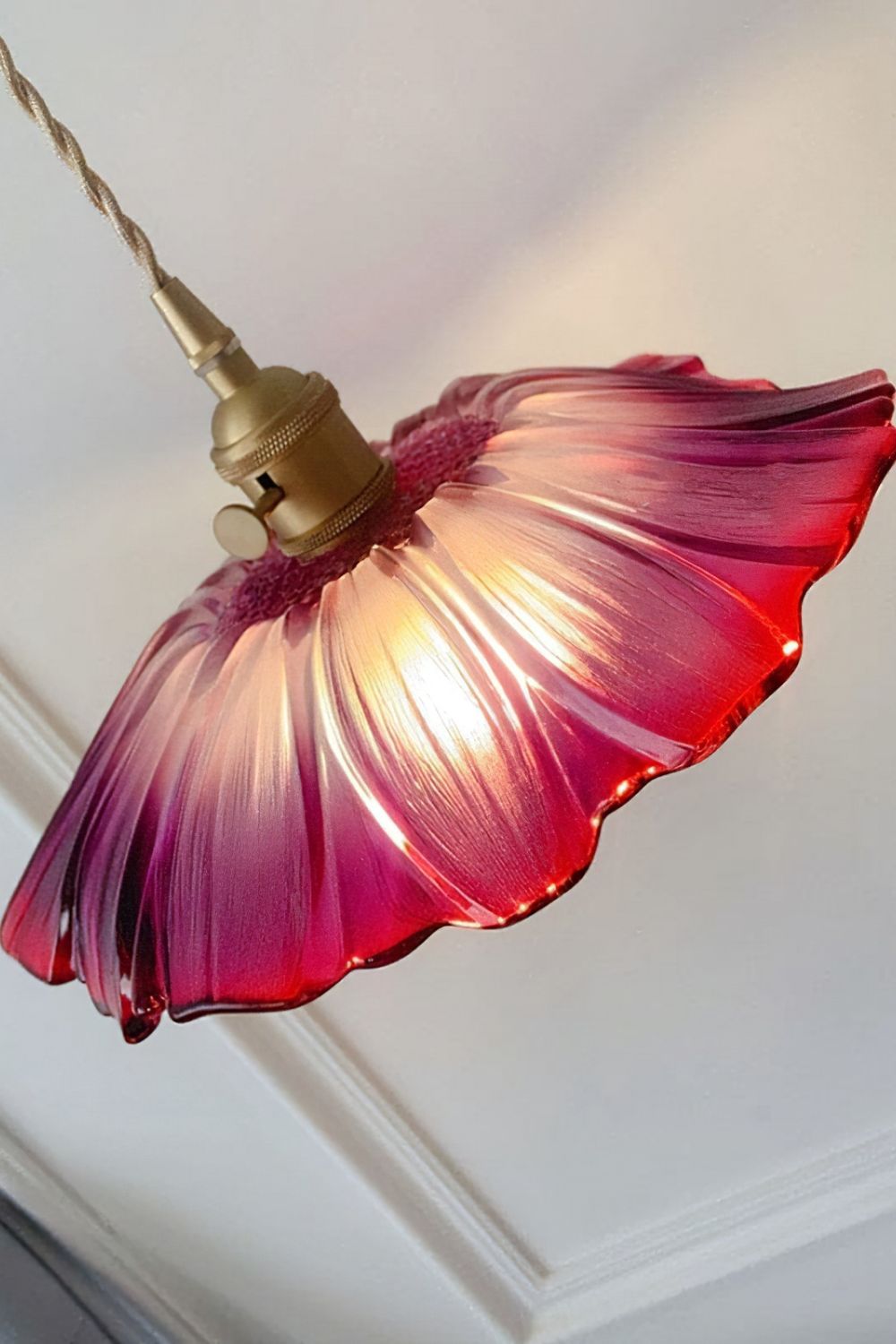 Vintage Lotus Blossom Glass Pendant Light - view 23 | everlamps