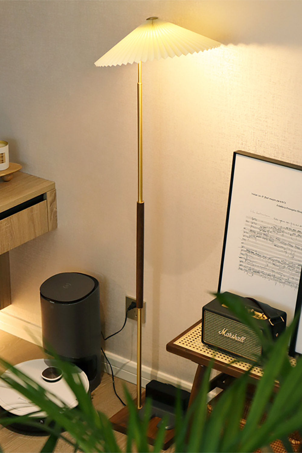 Walnut Brass Floor Lamp - view 2 | everlamps