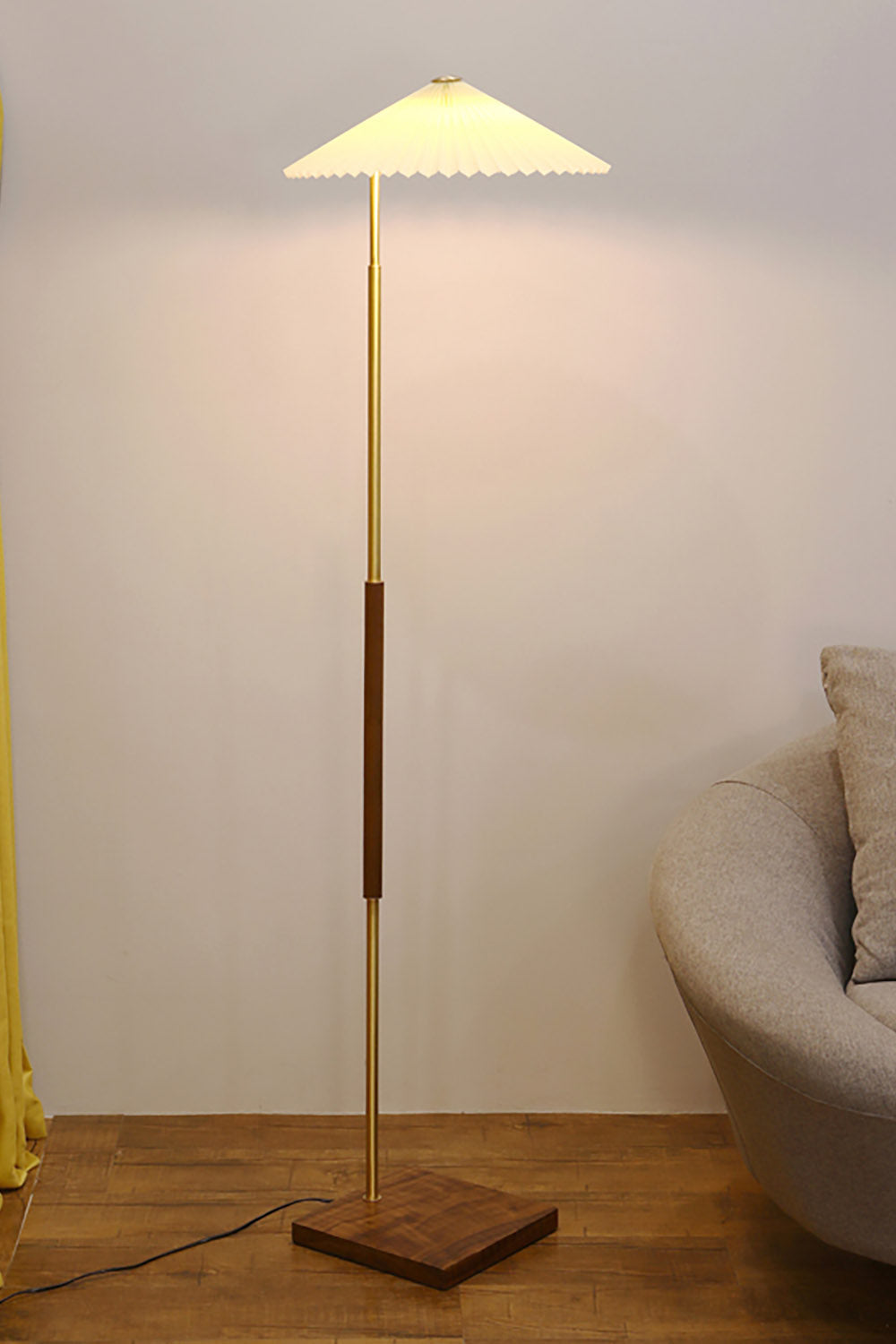 Walnut Brass Floor Lamp - view 5 | everlamps