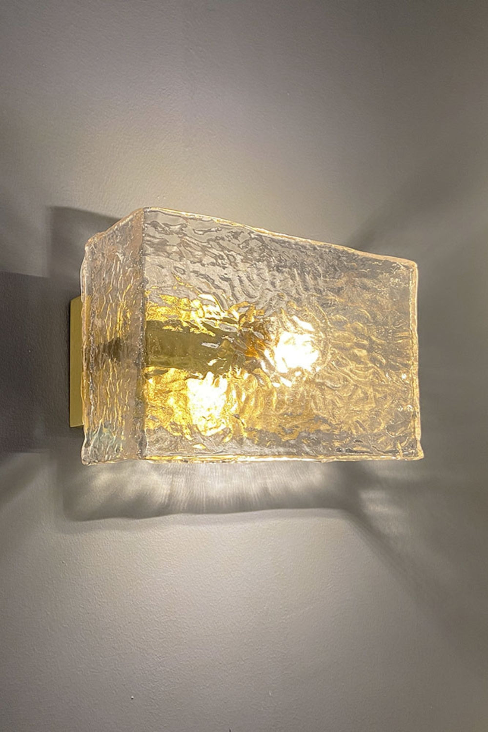 Water Pattern Glass Square Wall Sconce Lamp - everlamps