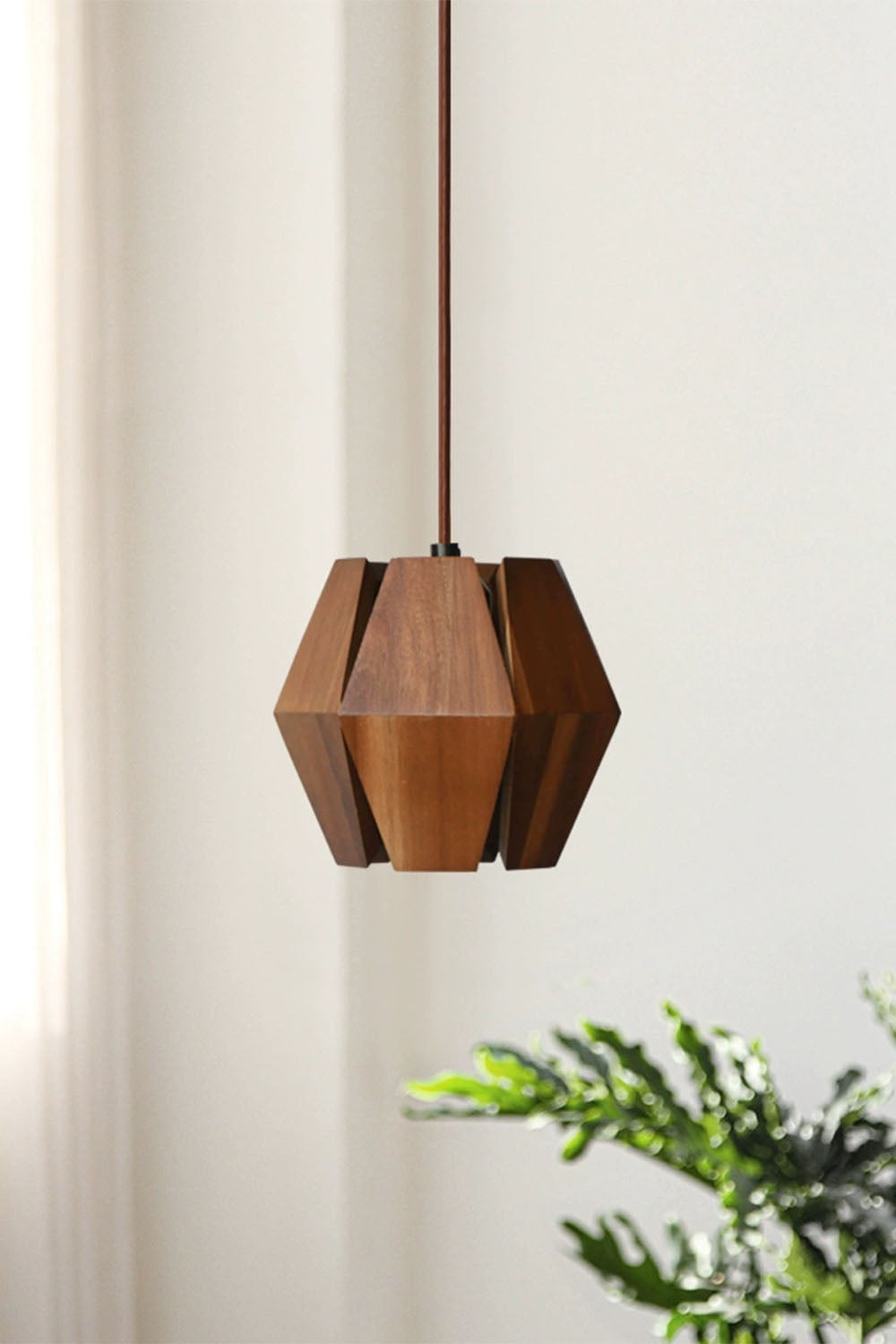 Wood Astris Pendant Lamp - view 8 | everlamps