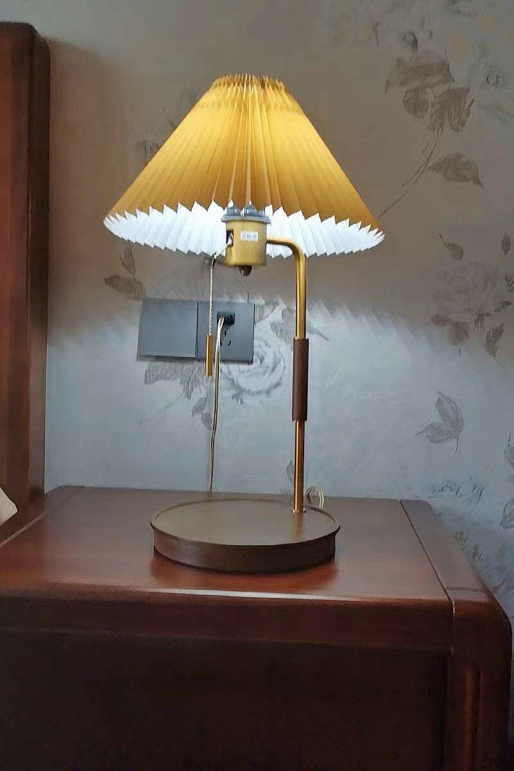 Wooden Retro Table Lamp - everlamps