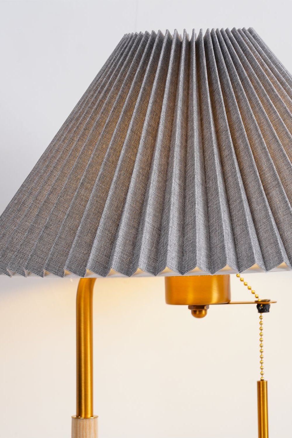 Wooden Retro Table Lamp - everlamps