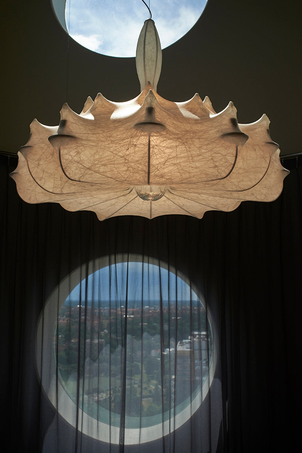 Zeppelin Chandelier - everlamps