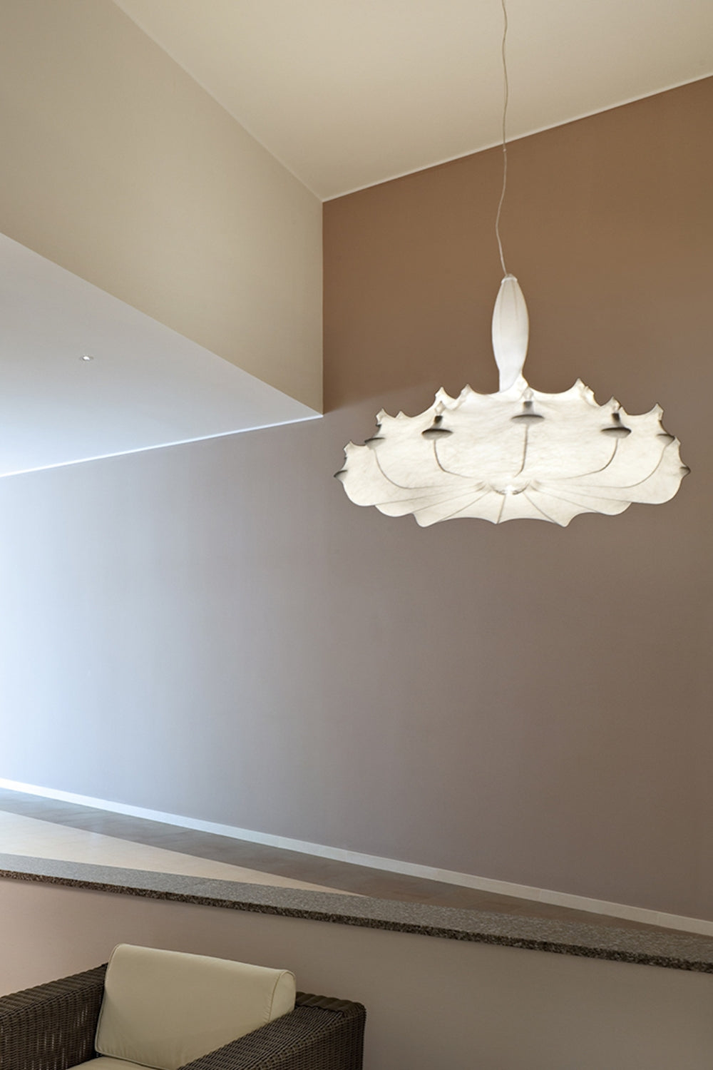 Zeppelin Chandelier - everlamps