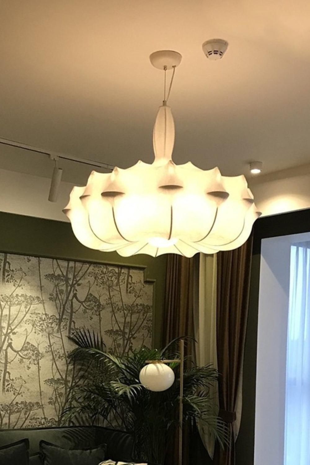 Zeppelin Chandelier - everlamps