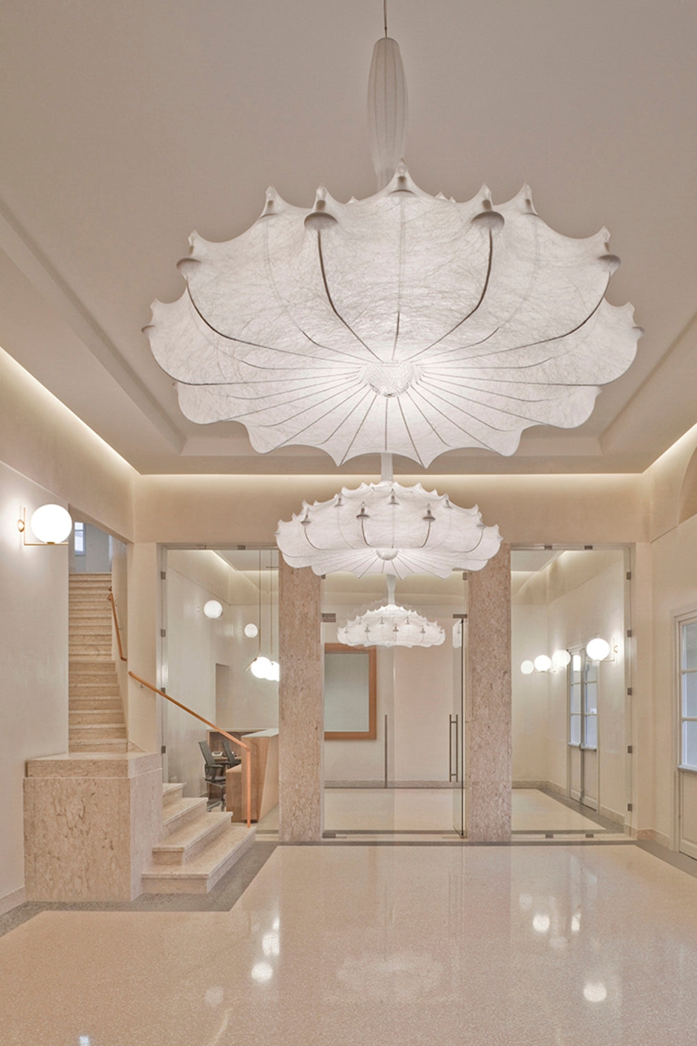 Zeppelin Chandelier - everlamps