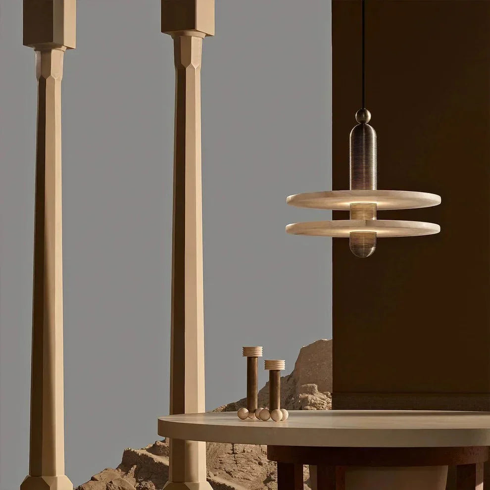 Alabaster Comet Pendant Lamp - D 40cm x H 45cm / ∅ 15.7″ x H 17.7″BlackWarm Lighteverlamps