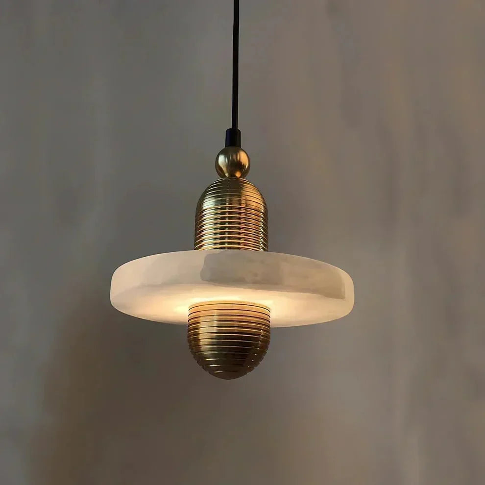 Alabaster Comet Pendant Lamp - D 28cm x H 31.5cm / ∅ 11″ x H 12.4″BlackWarm Lighteverlamps