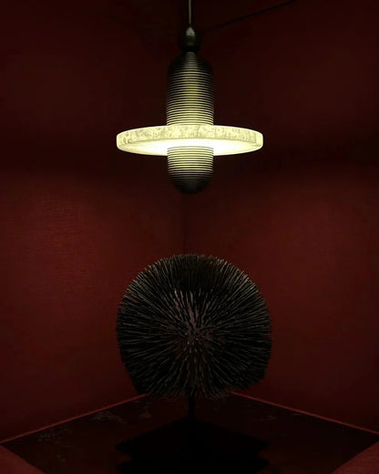 Alabaster Comet Pendant Lamp - D 28cm x H 31.5cm / ∅ 11″ x H 12.4″BlackWarm Lighteverlamps