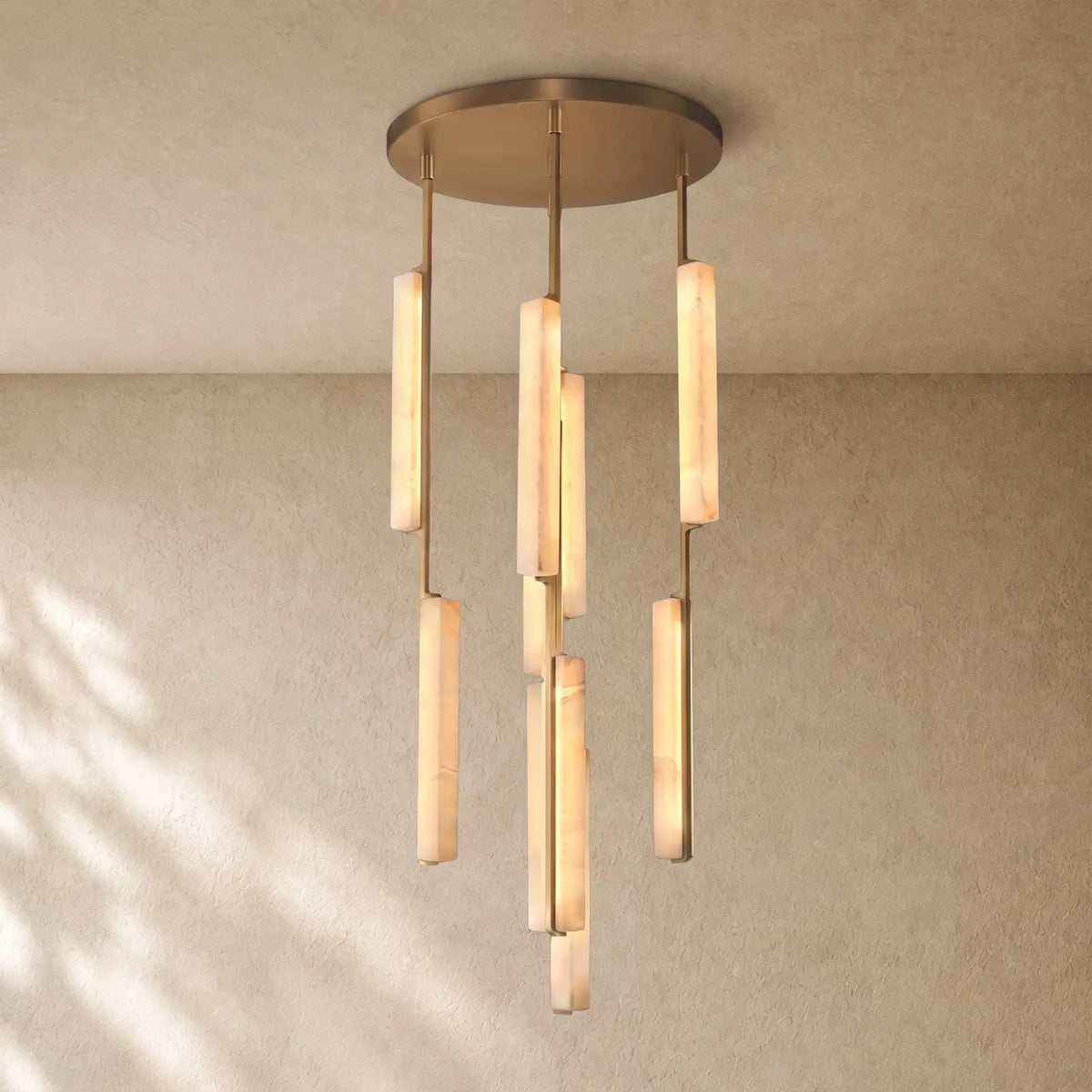 Audubom Alabaster Round Chandelier - 24’’ / Brass / Classic