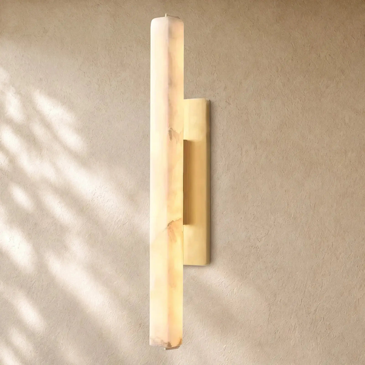 Audubom Alabaster Single Sconce - 25’’ / Brass