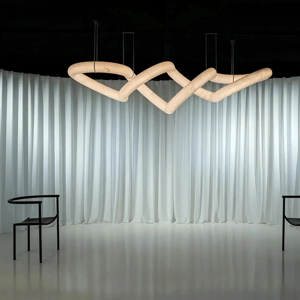everlamps Infinity Massive Alabaster Chandelier - L96"xW31"xH24"Warm WhiteBlackeverlamps