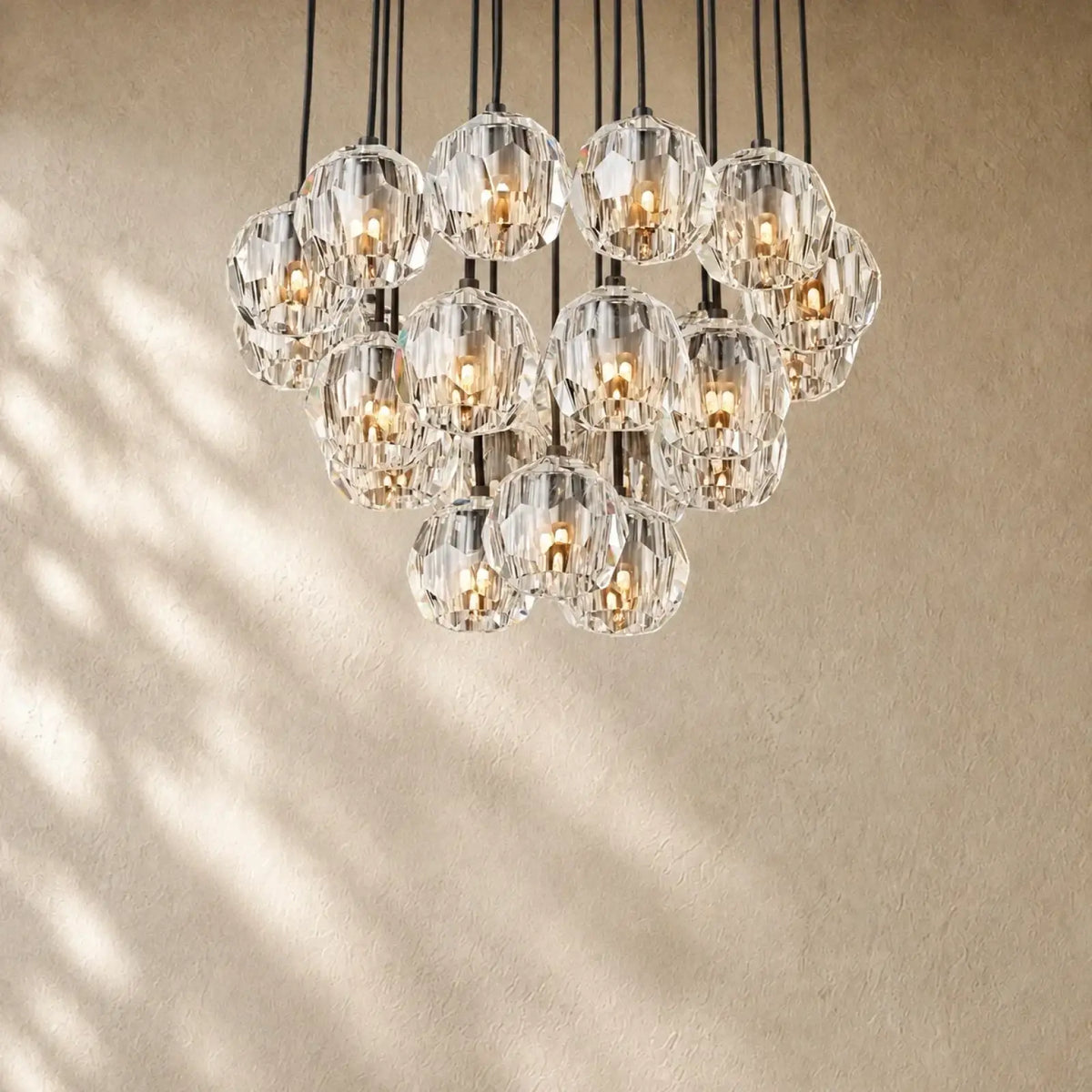 Boulee de Cristal Glass Round Cluster Chandelier - Bronze / 24’’ / Clear