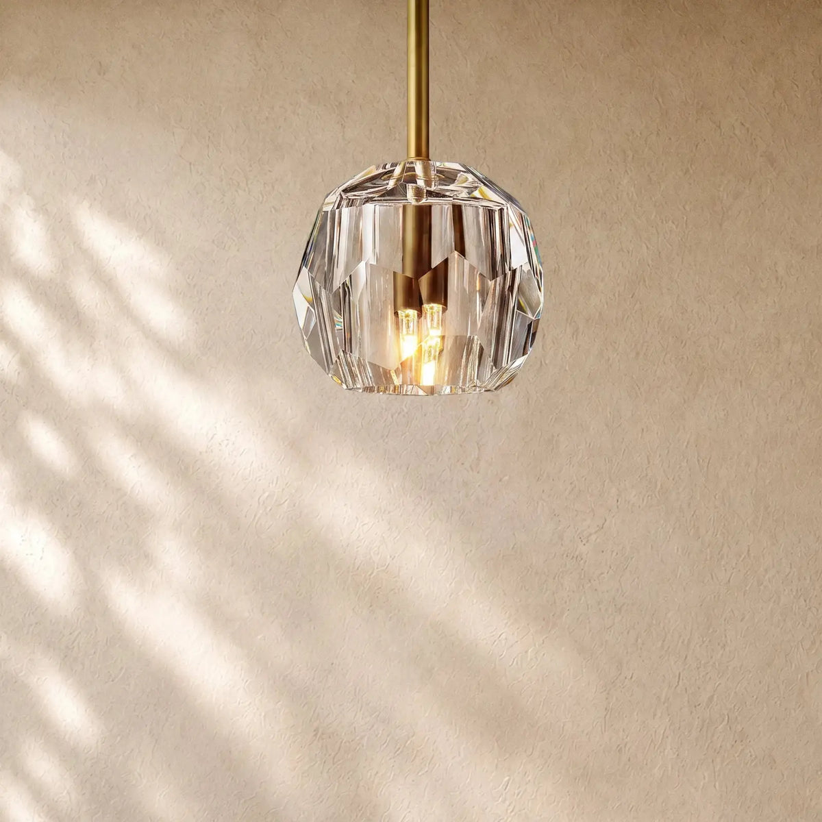 Boulee de Cristal Pendant Light - Lacquered Brass / Clear / Rods