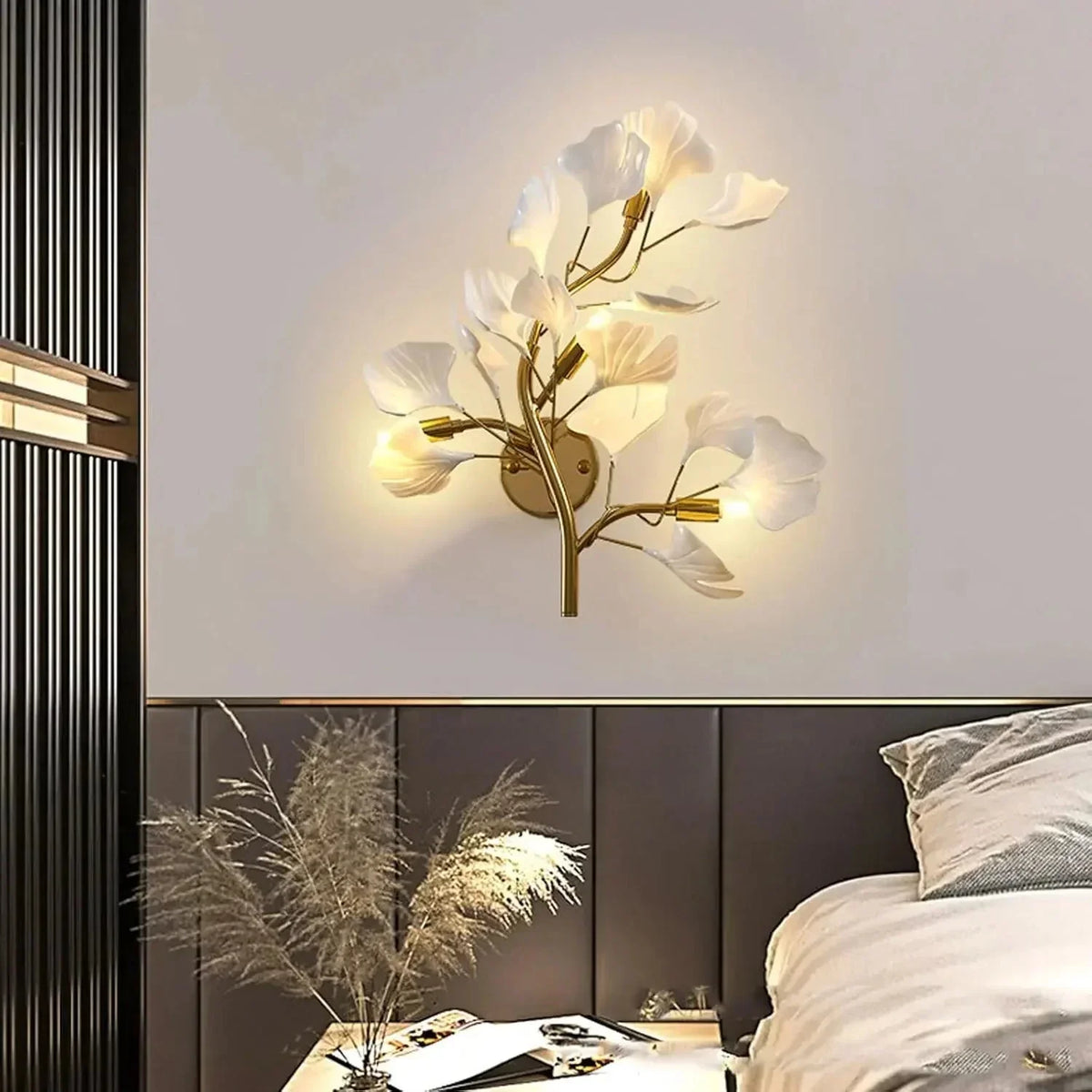 Calla Modern Leaf Wall Lamp - Warm Light 2700KEverlamps