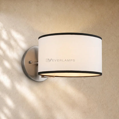 Daphna Sconce