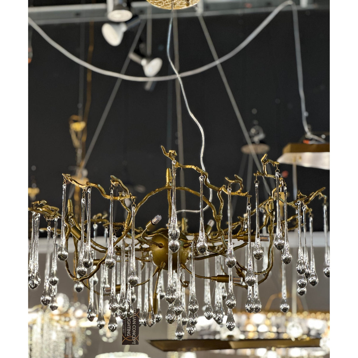 Dawn Teardrop Branch Brass Round Chandelier - 26" diameterClear Glasseverlamps