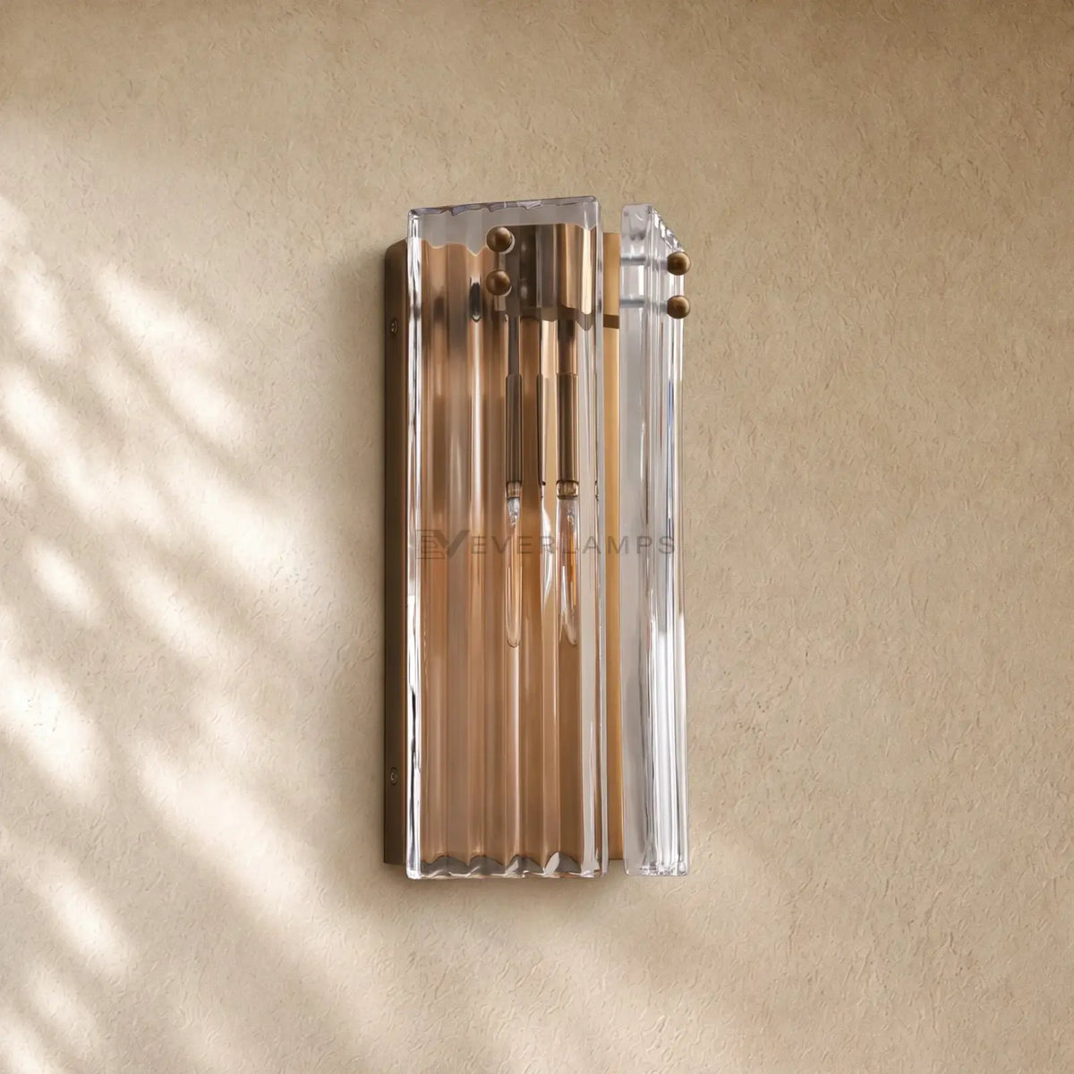 Delsio Sconce