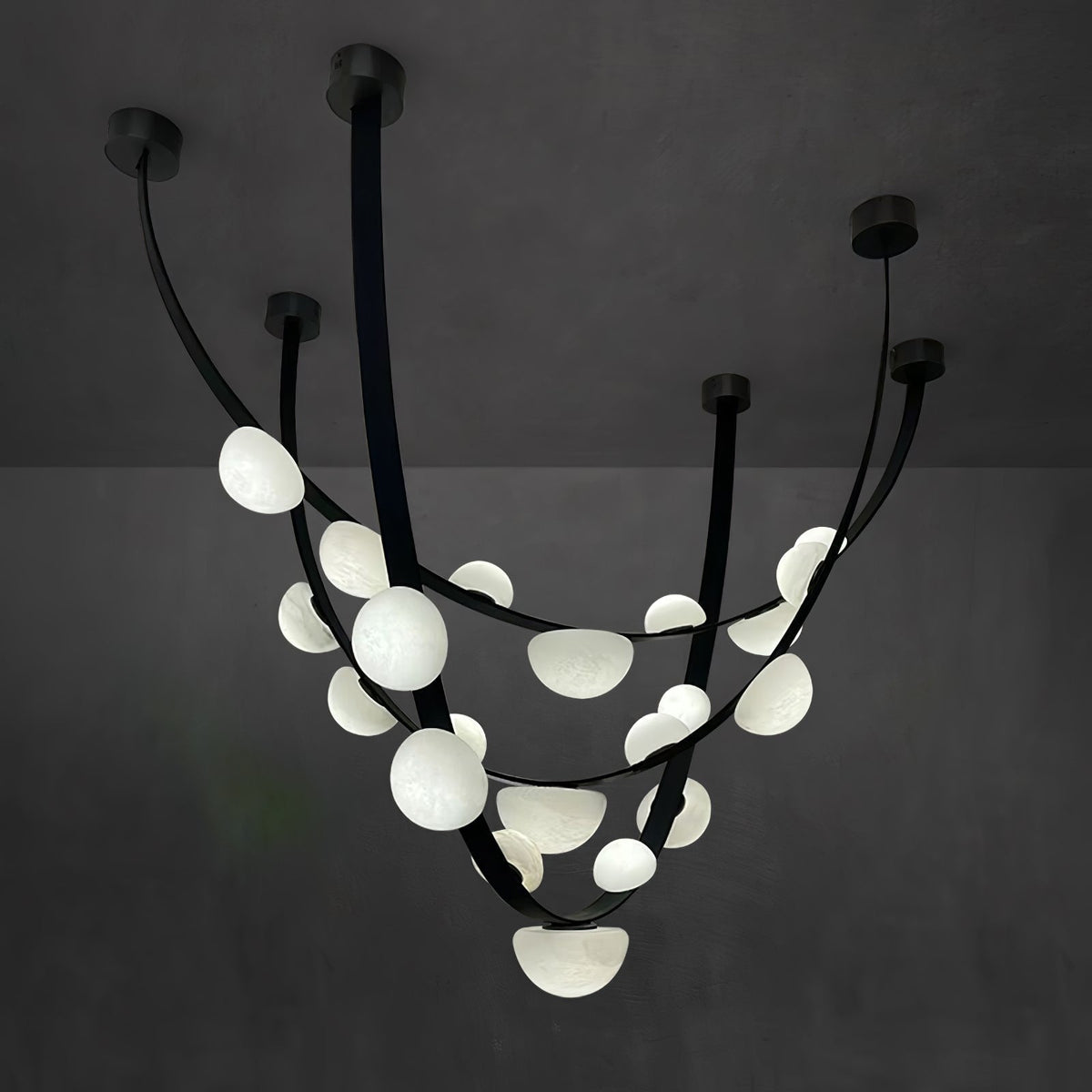Dew Drops Alabaster Chandelier - L 188cm x H 120cm / L 74″ x H 47.2″Black & WhiteWarm Lighteverlamps