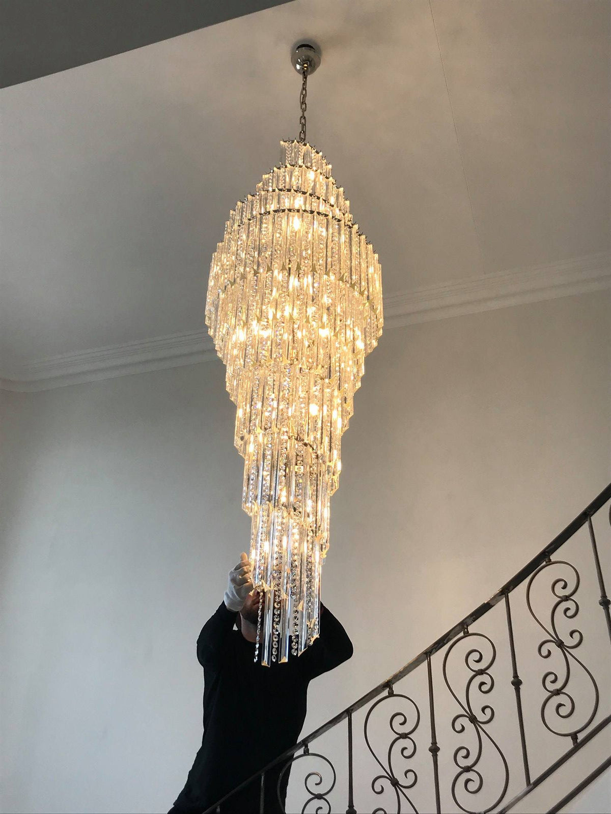 Luxury Spiral Crystal Chandelier for High - ceiling/Foyer/Staircase - D21.6"*H86.6"/60.4kgWarm Lighteverlamps